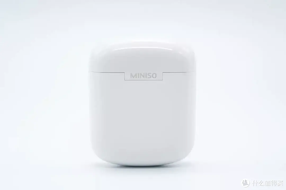 时尚简约设计，支持蓝牙5.2，名创优品MINISO P66 TWS蓝牙双麦克降噪耳机拆解