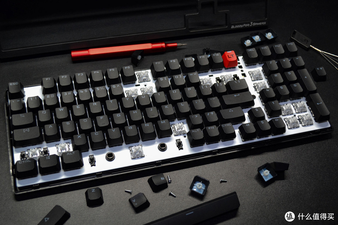 键程可调？一键切换？随心变速的LT光轴 双飞燕血手幽灵T98机械键盘