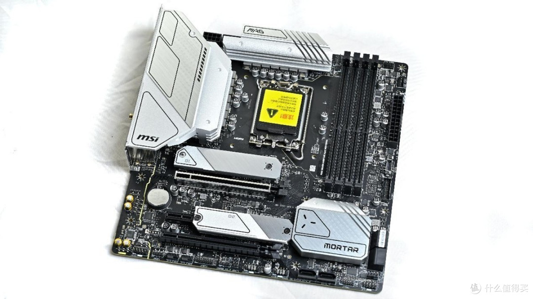英特尔不敢出的主板我微星来出b660max迫击炮究极体上手实测