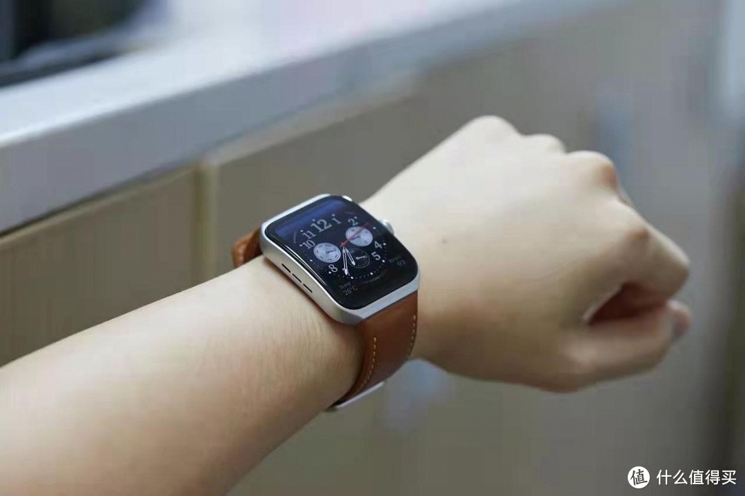 ​最新的智能手表——OPPO Watch 3 Pro