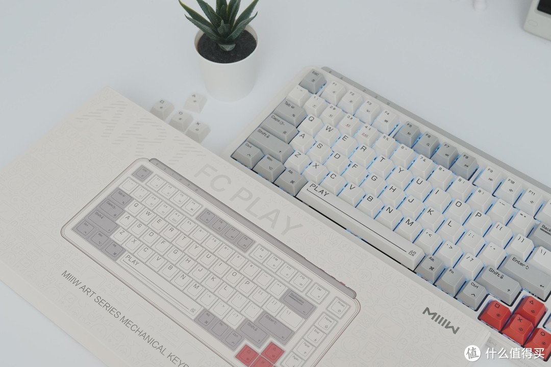量产键盘的新晋卷王-米物ART Z830三模机械键盘