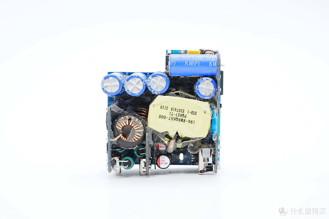 拆解报告：魅族PANDAER 65W 2C1A氮化镓充电器PTC01