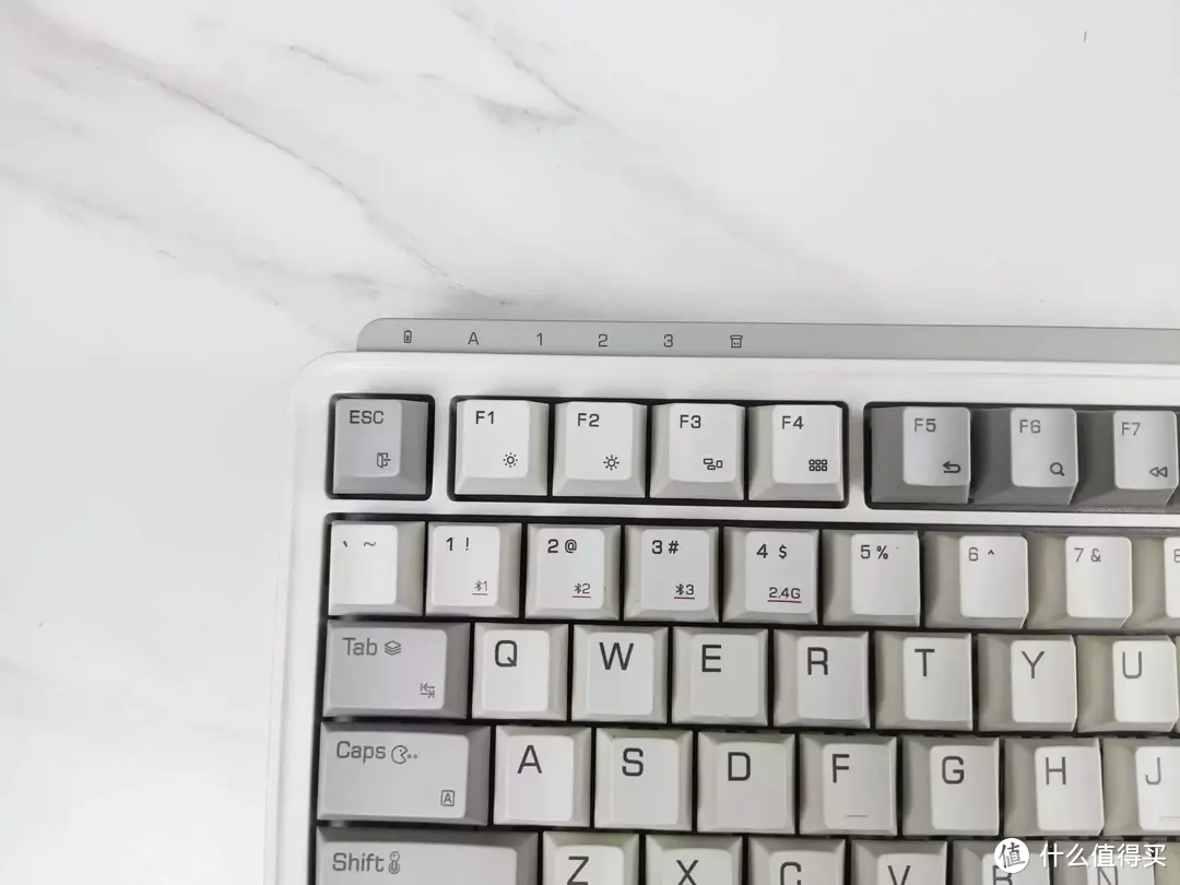 这把键盘，不仅仅有情怀——米物art机械键盘Z830使用分享