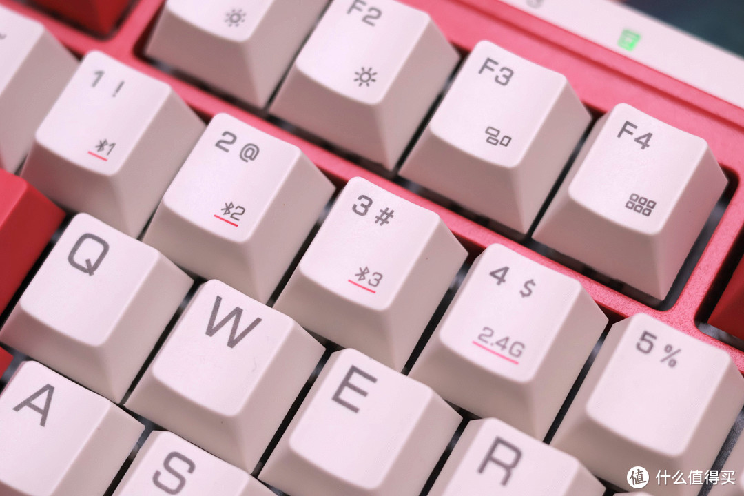 配置拉满，颜色性感？ 米物ART Z830三模键盘