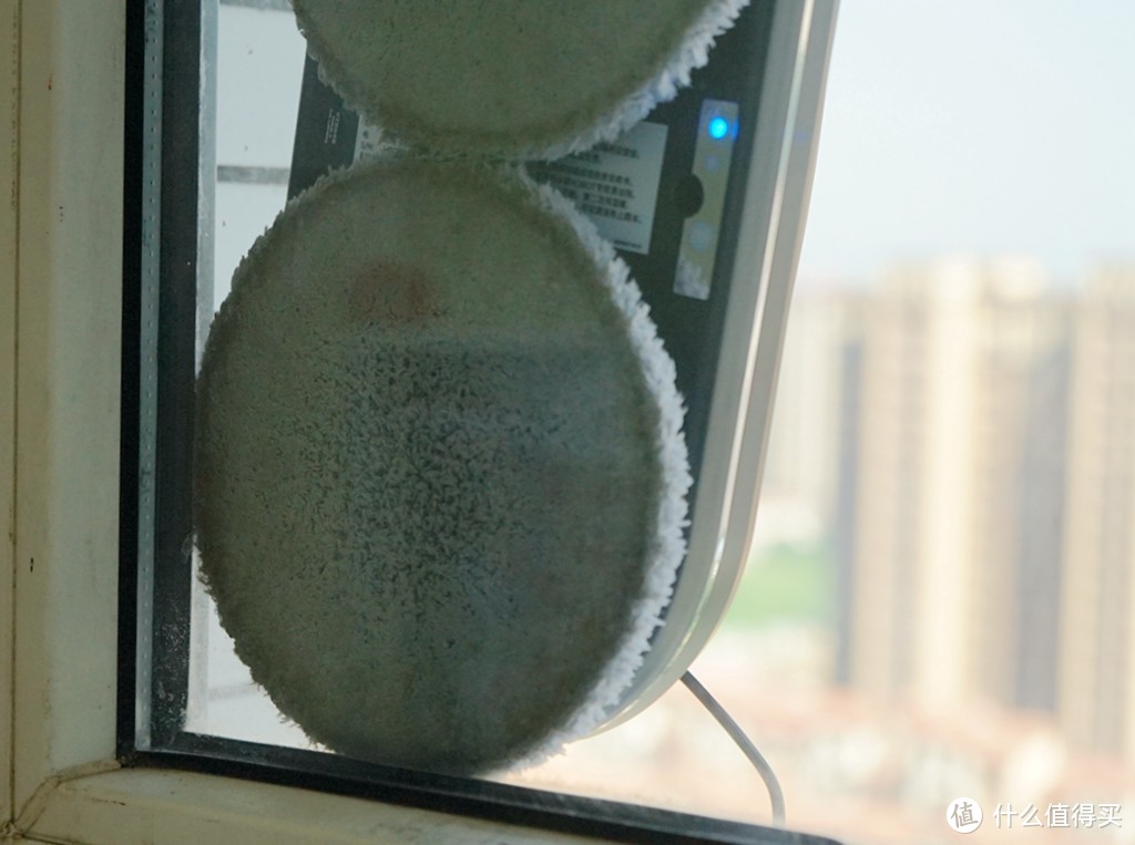 限制我远眺的不只雾霾还有那扇窗----玻妞388全自动擦窗机器人体验记录