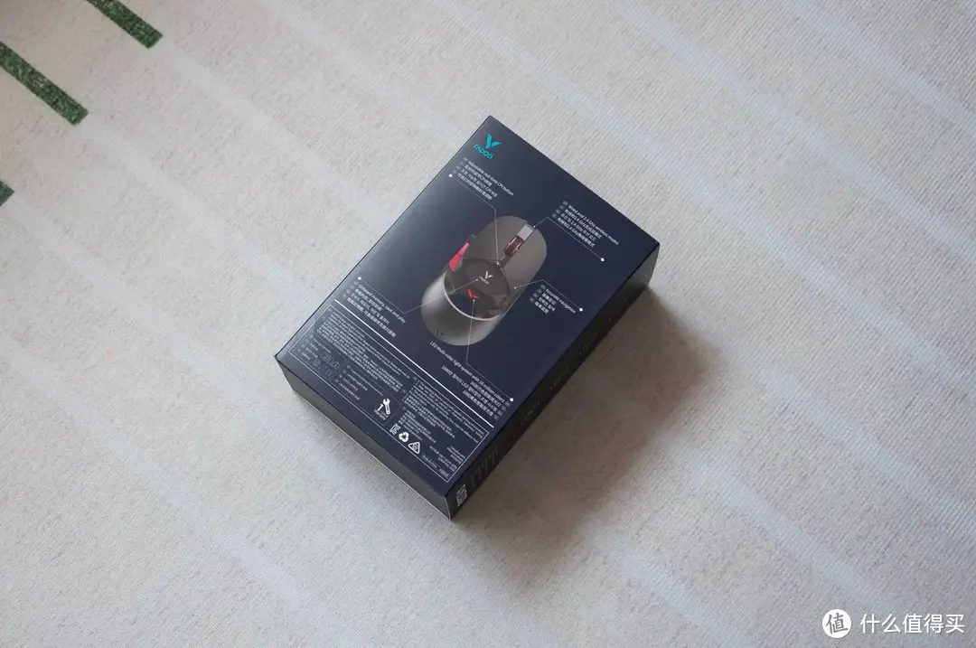 提升了颜值又不输手感，看我买的雷柏VT960S无线游戏鼠标