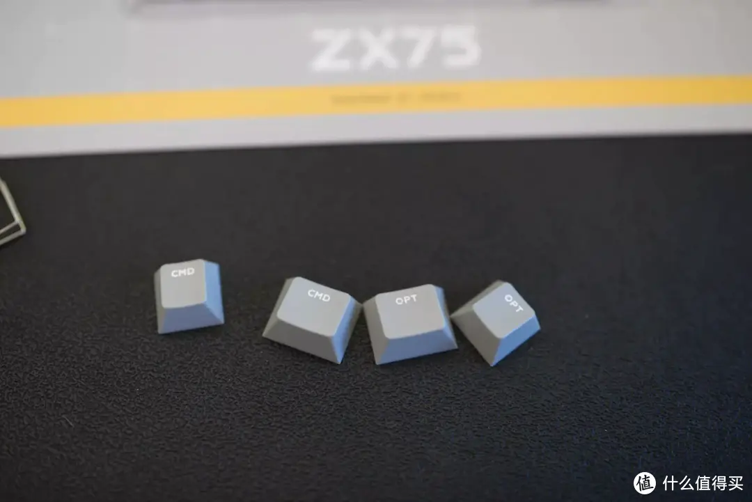 在这款键盘上找到了打碟的感觉——IQUNIX ZX75重力波
