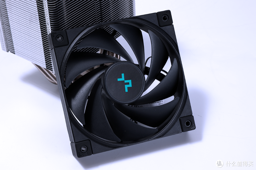 时下什么显卡最值得入手？技嘉RTX3060Ti魔鹰+非K 12代酷睿i7装机怎么样？