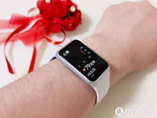 小号iWatch，手环身材手表实力，OPPO手环2很强