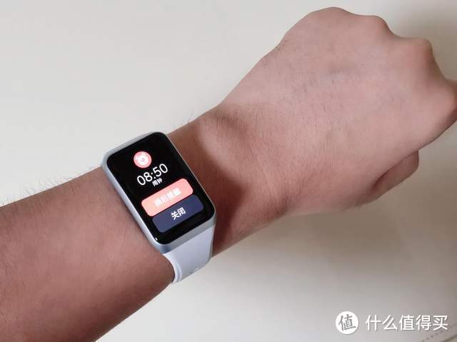 小号iWatch，手环身材手表实力，OPPO手环2很强