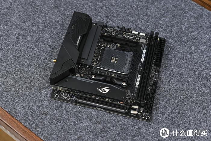 装台够用的HTPC——ROG B550i+迎广肖邦MAX装机秀