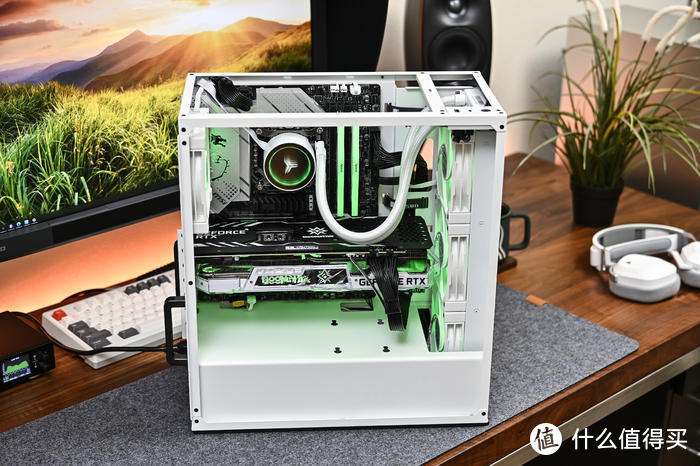 抽拉式 ATX Mesh 机箱——乔思伯 VR4 装机展示