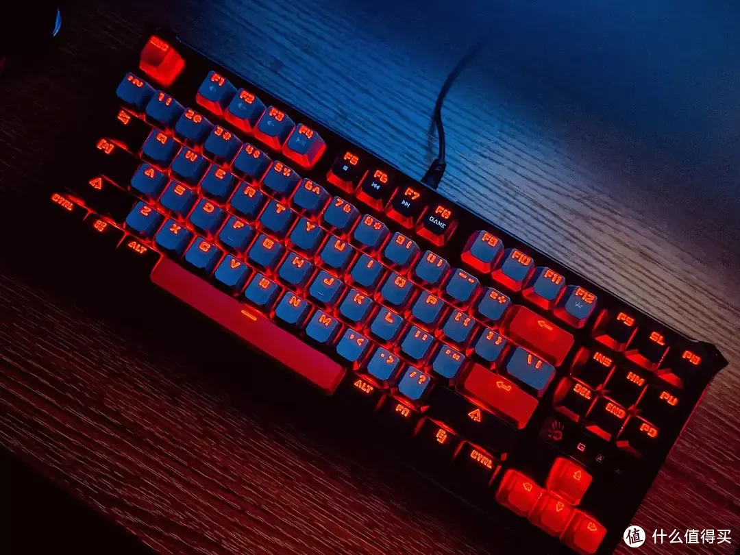 血手幽灵三代光轴机械键盘B930评测，不止颜值高，实力更是非凡