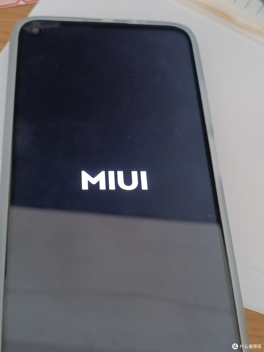 小米miredminote95g8gb128gb青山外大电池手机简单开箱