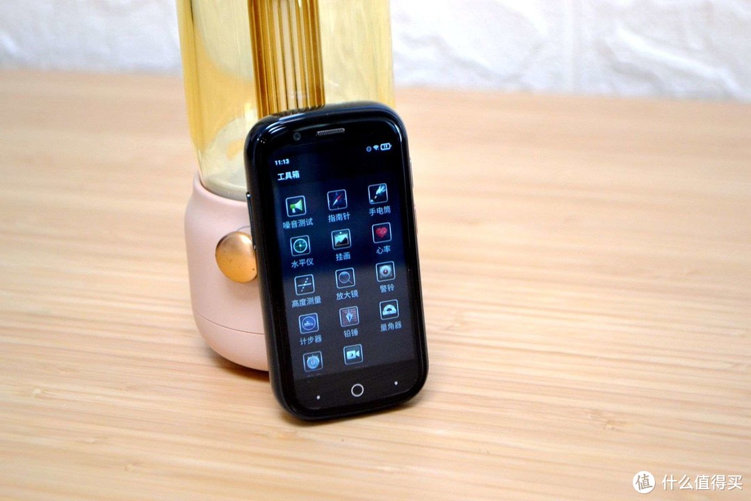 现在看到比巴掌都小的手机，Unihertz Jelly 2迷你手机测评，作为备用机够用了