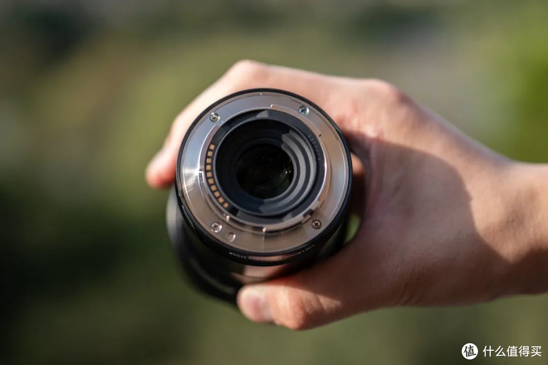 永诺APS-C 16mm F1.8自动对焦镜头测评！它究竟表现如何？