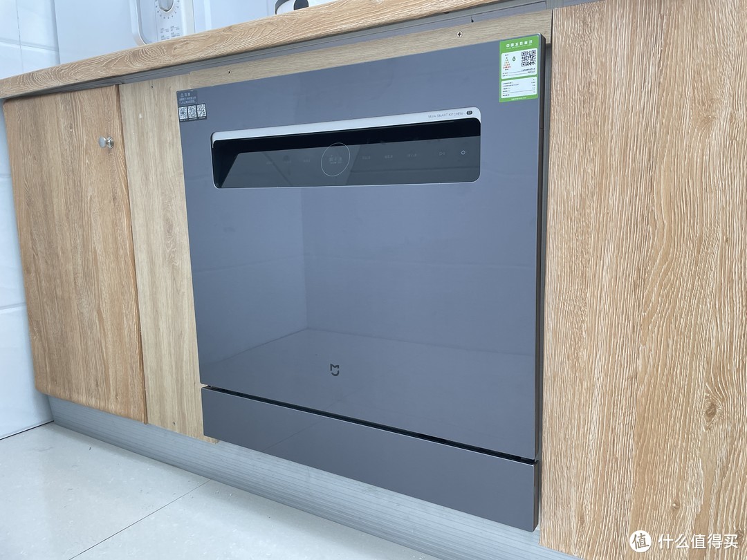 最具质价比的大容量厨房“魔盒”—米家智能嵌入式洗碗机12套S1