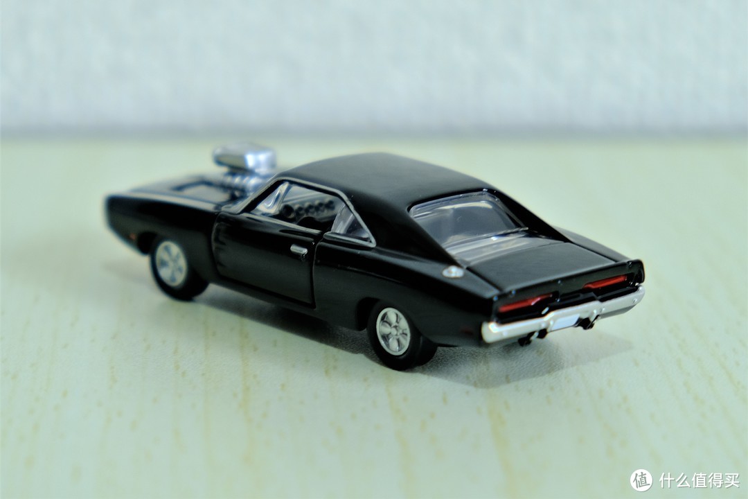 玩具？模型？——多美卡 黑盒 Tomica Premium