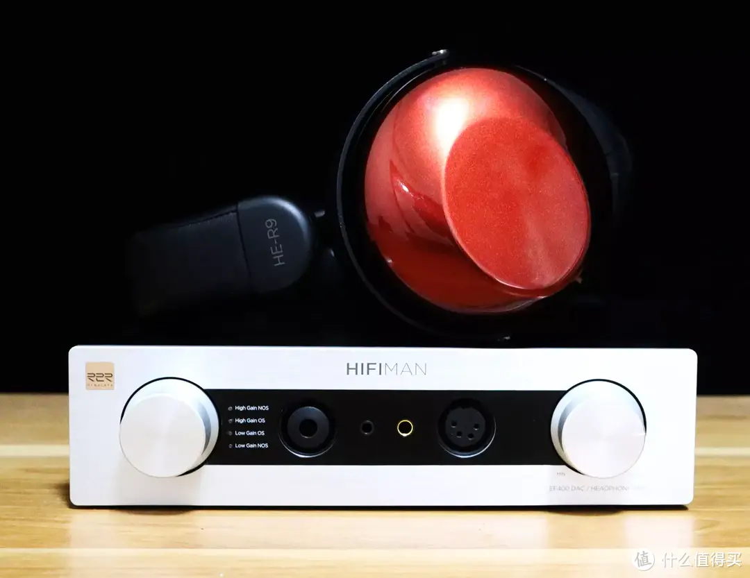 让门外汉都情不自禁桌面发烧入坑货，HIFIMAN EF400解码耳放一体机