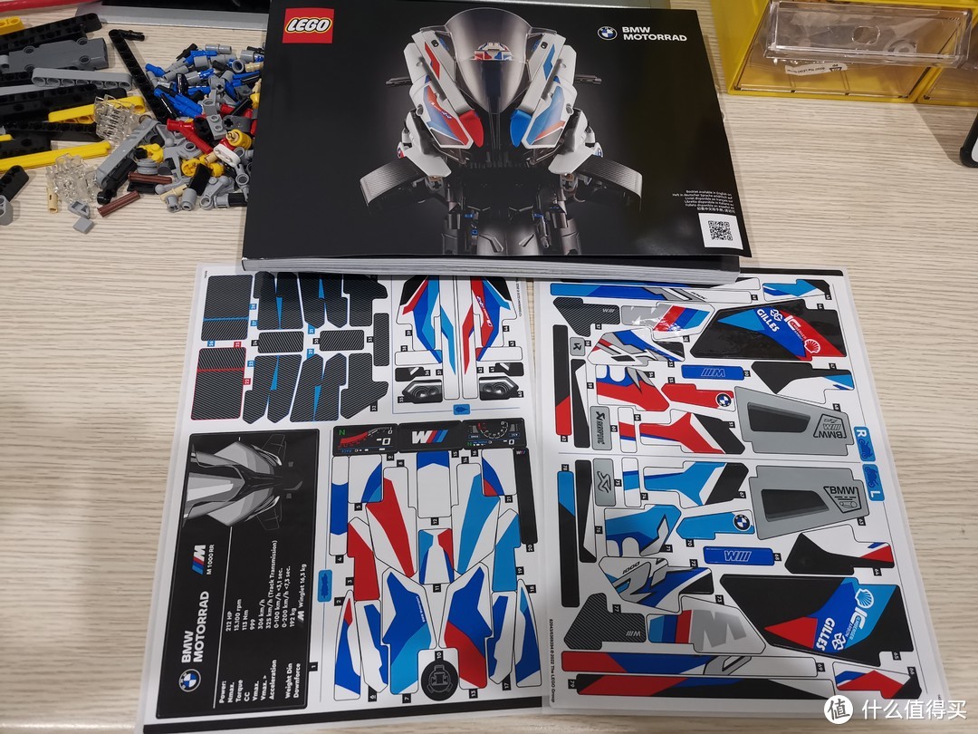 LEGO 机械组系列 42130 宝马摩托车M1000RR 最还原摩托车 评测