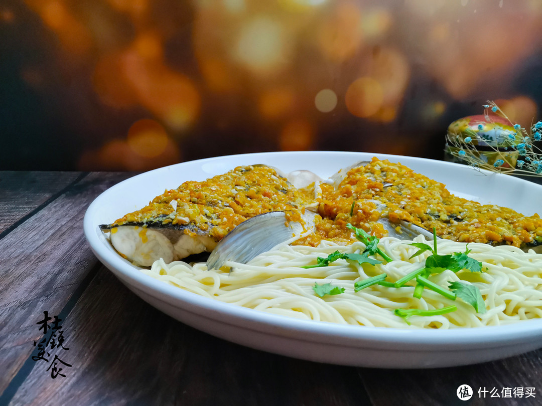 适合中秋家宴的鱼头菜：比剁椒鱼头好吃，比鱼头泡饼美味，要试试