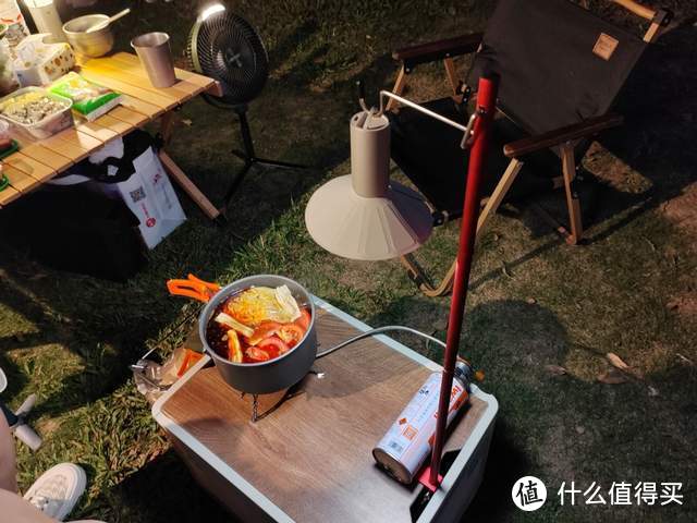 小猴三合一露营灯体验：户外露营的夜晚不只有光，还有氛围和照明