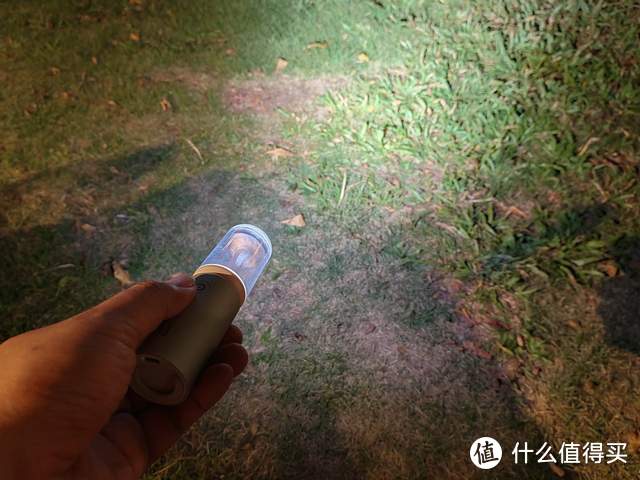 小猴三合一露营灯体验：户外露营的夜晚不只有光，还有氛围和照明