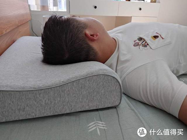 米家智能枕上架众筹：可联动智能设备，能为你更好监测睡眠