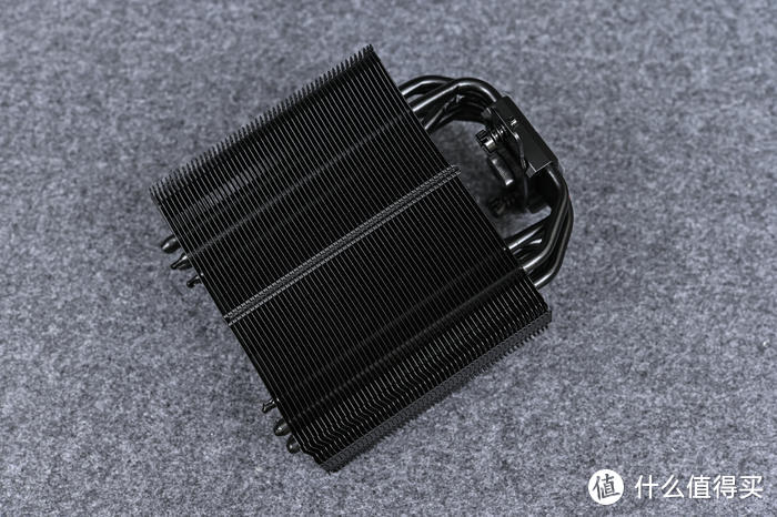 黑白配——分形工艺 Fractal Meshify2 Nano 装机展示