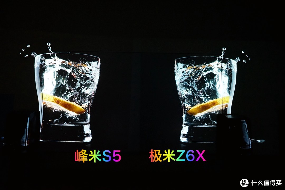 3K价位便携投影哪个更强？峰米S5激光投影仪、极米Z6X对比评测