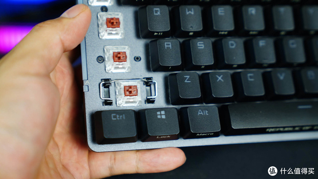不止是颜值，小巧易用的华硕ROG魔导士双模机械键盘使用体验