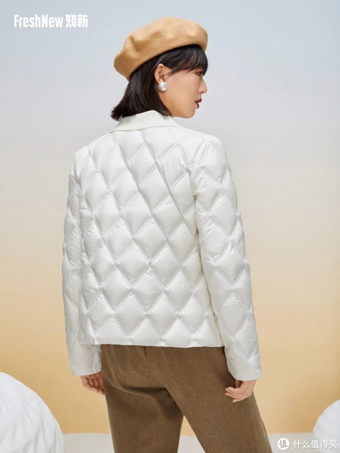 「YAYA鸭鸭」主理人6问：50年经典羽绒服品牌新答卷，打造保暖不臃肿的时尚新品