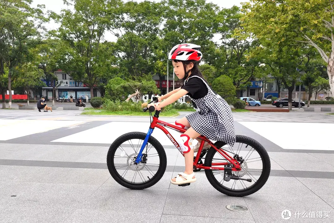 两圈学会骑，低跨度车架上下更方便，萌大圣皮带轮自行车评测