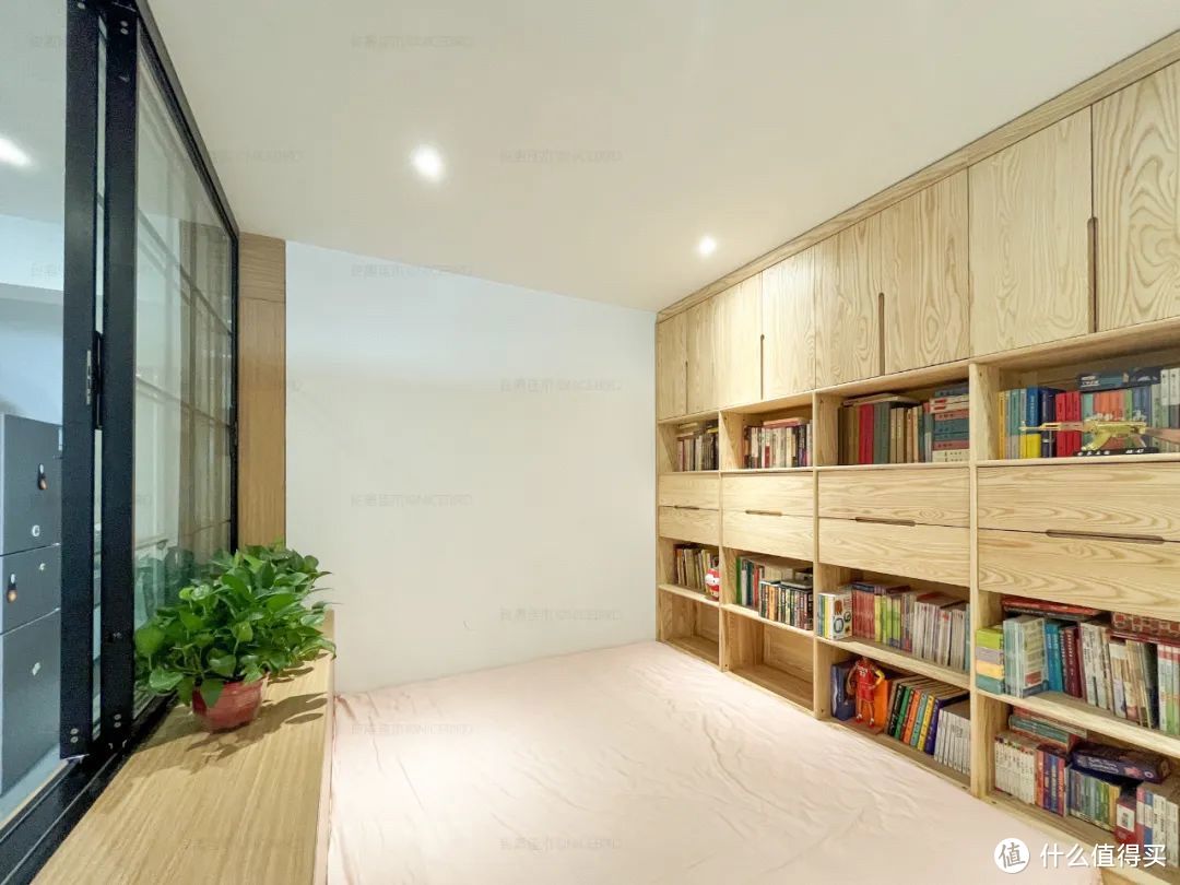 一家三代6口人5000本书，太原教师之家爆改百平米学区房