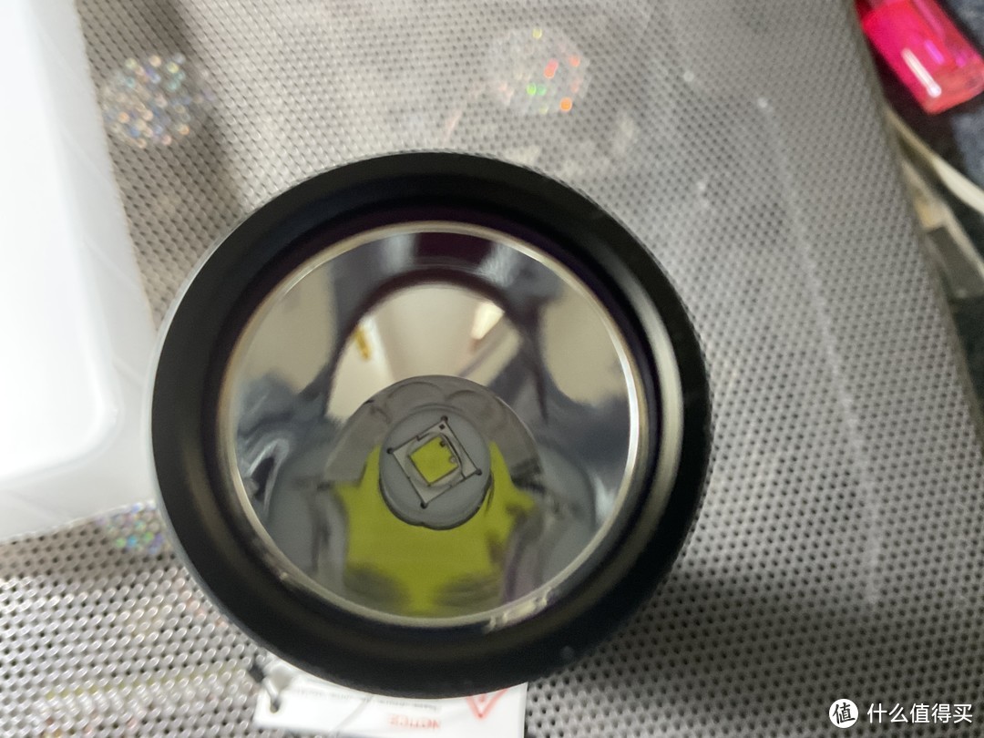 第一只手电菲尼克斯c6v3.0开箱