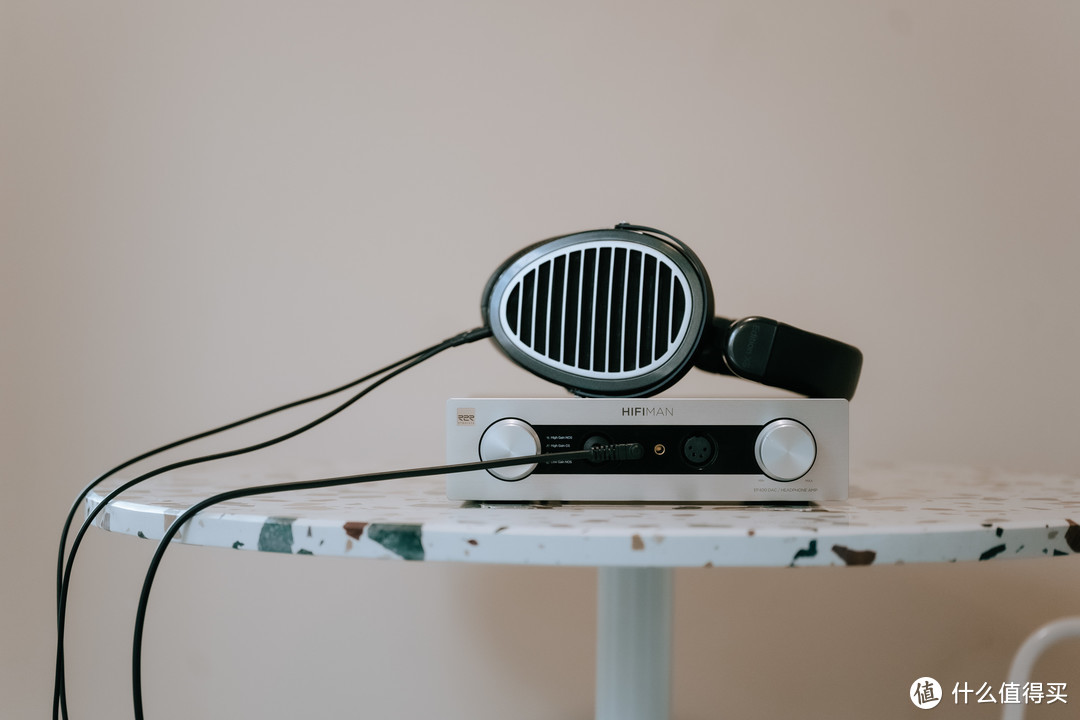 聊聊HIFIMAN EF400的硬实力：素质和音乐味兼具，感受R2R纯粹的听音体验