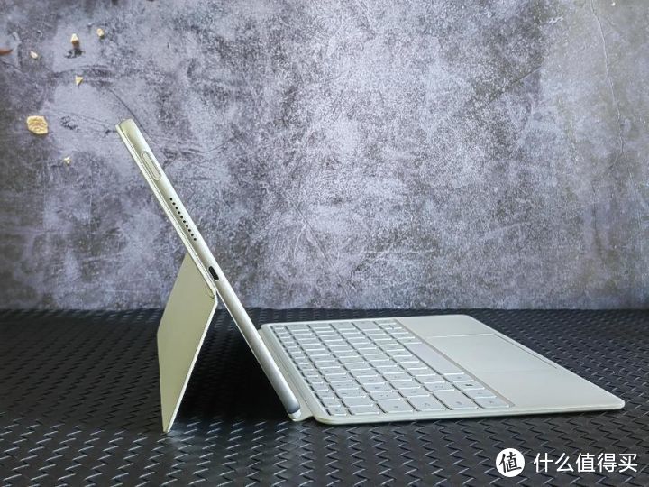 轻薄品类生产力工具，二合一笔记本品价比首选，华为MateBook E Go评测