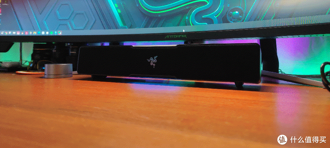 我的桌面会唱歌，入手雷蛇利维坦巨兽V2 X条形RGB音箱