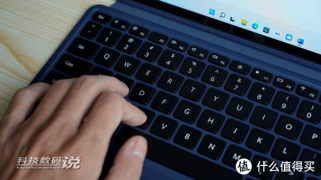 华为MateBook E Go体验：为轻办公而生的品价比神器