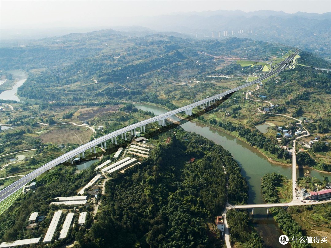 山水桥都，看重庆！长寿最年轻的长江大桥，全长超过3000米
