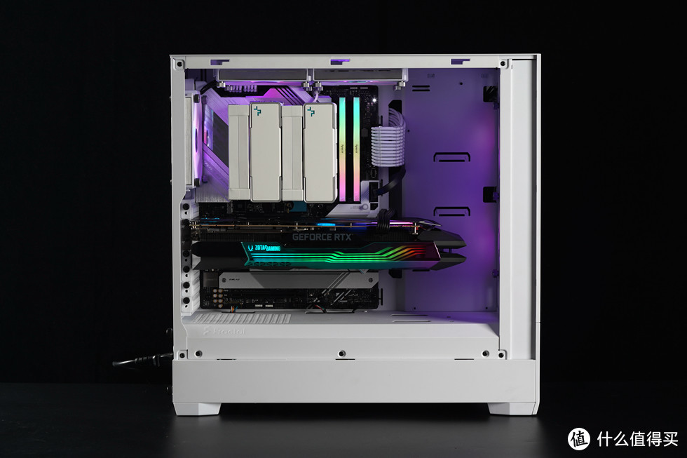 Fractal Design— PopAir机箱+ROG Z690 DDR4吹雪装机体验 