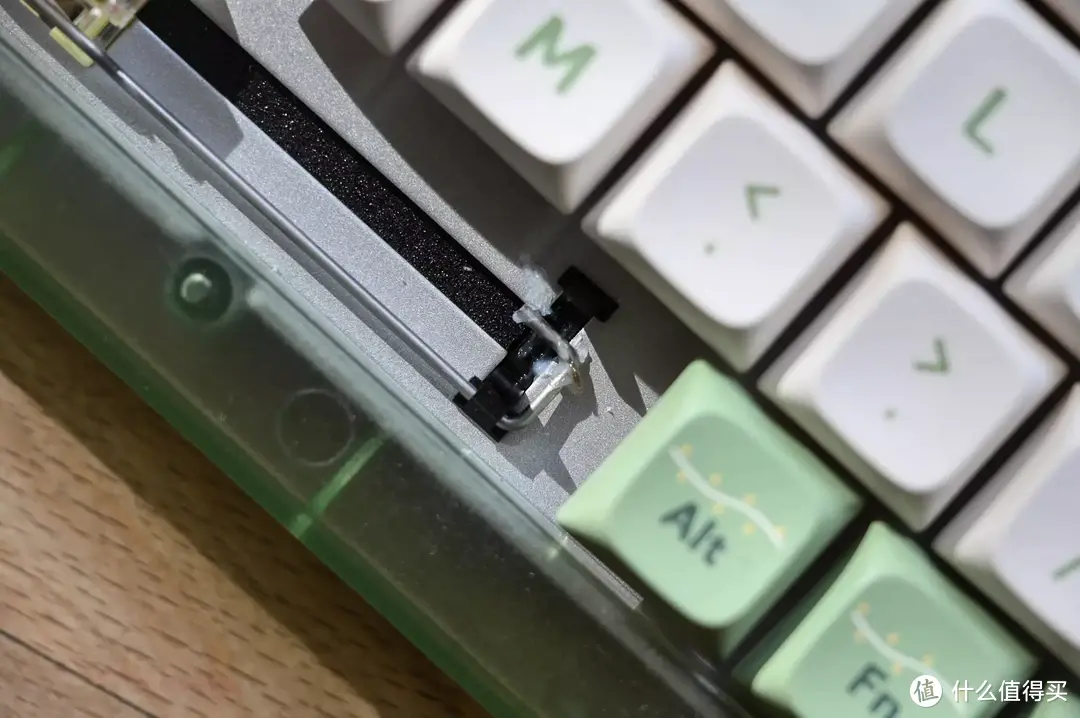 在疯狂内卷的75%键盘市场，IQUNIX ZX75凭什么卖到千元