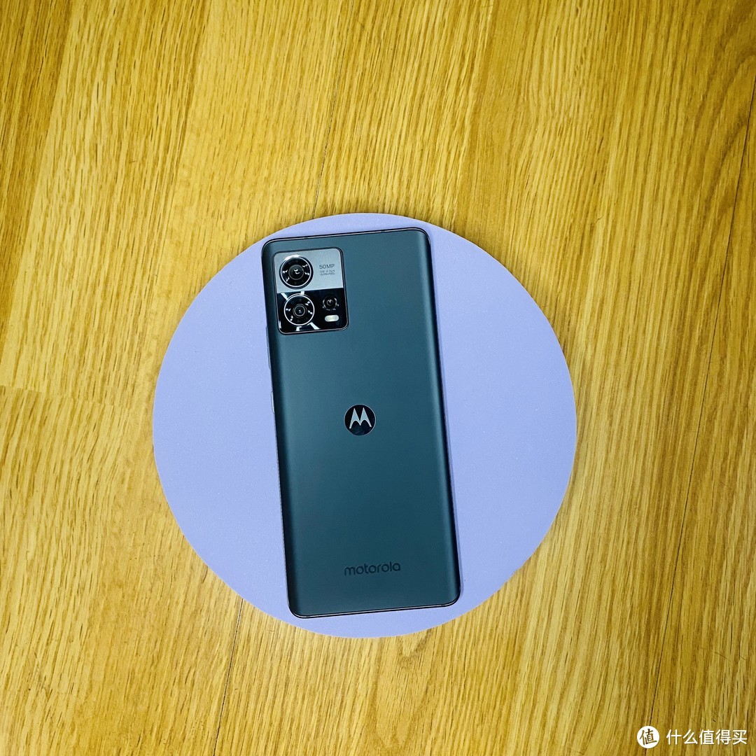 能否打造年度最强性价比，摩托罗拉moto S30 Pro手机测评