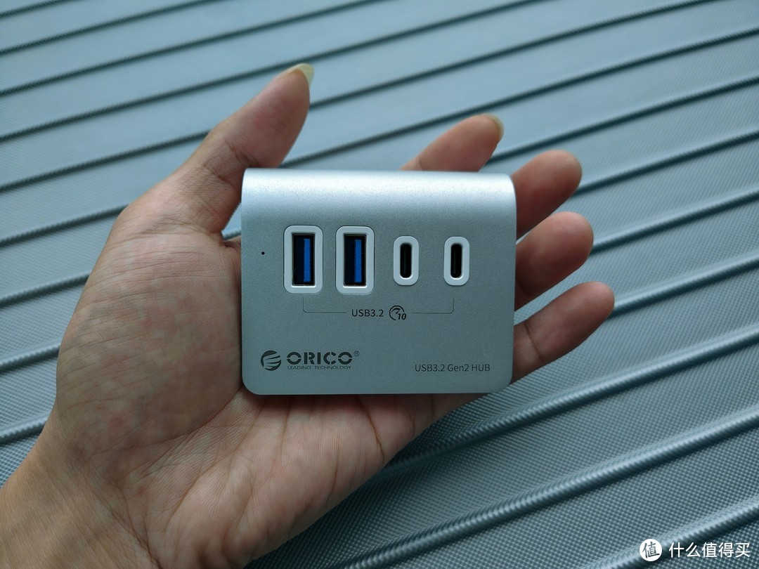 接口不够用奥睿科（ORICO）USB3.2分线器来帮你！