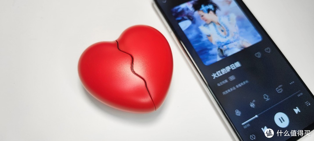 ZIIM HEART 001智能真无线耳机：把一颗“心”送给你