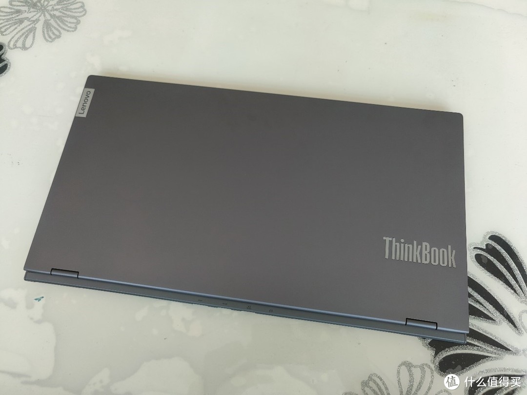 “长脸”的多功能处理神器——ThinkBook Plus 17
