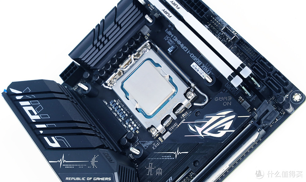 恩杰lga1700扣具安装图片