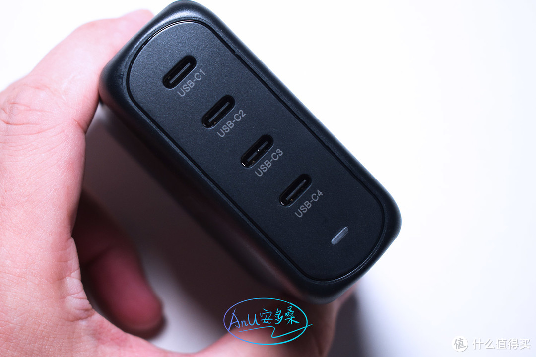 AENZR 130W 氮化镓充电头：将设备们一次全喂饱？