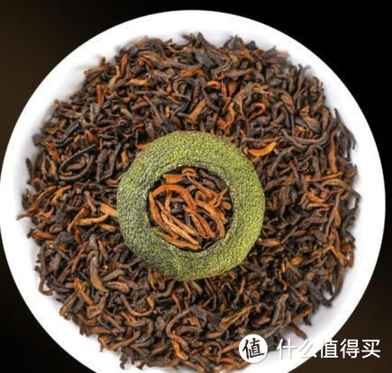 沏上一壶茶才明白，要像茶一样去生活