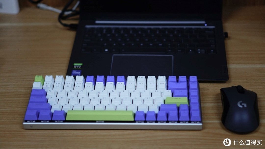 2022年平价机械键盘推荐：雷柏V700-8A三模机械键盘